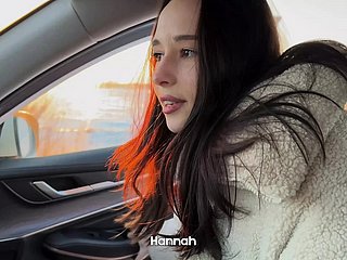 لقد قمت بتوصيل زميلة مسافرة واتضح أنها عاهرة