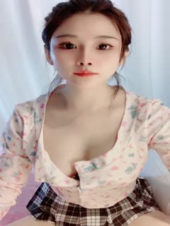 嫩模小优：这是参加蟠桃盛宴吗，这阴户如此淳口_看着毫无杂乱，奶子又大_0